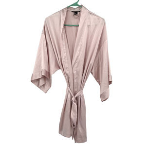 Victoria's Secret‎ size medium large blush pink short sleeve short robe